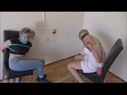 ❤️ Asılı / bağlanmış və ağzı bağlanmış / çətinlik içində olan qız ️ Anal video az.xxxtun.ru ☑
