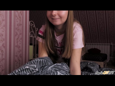 ❤️ Blondie onun BFF-ni dərindən sorur və ağzına boşaldır ️ Anal video az.xxxtun.ru ☑
