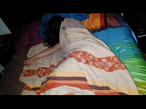 ❤️ Ögey oğul gənc ögey anası yatarkən onu təhqir edir. ️ Anal video az.xxxtun.ru ☑